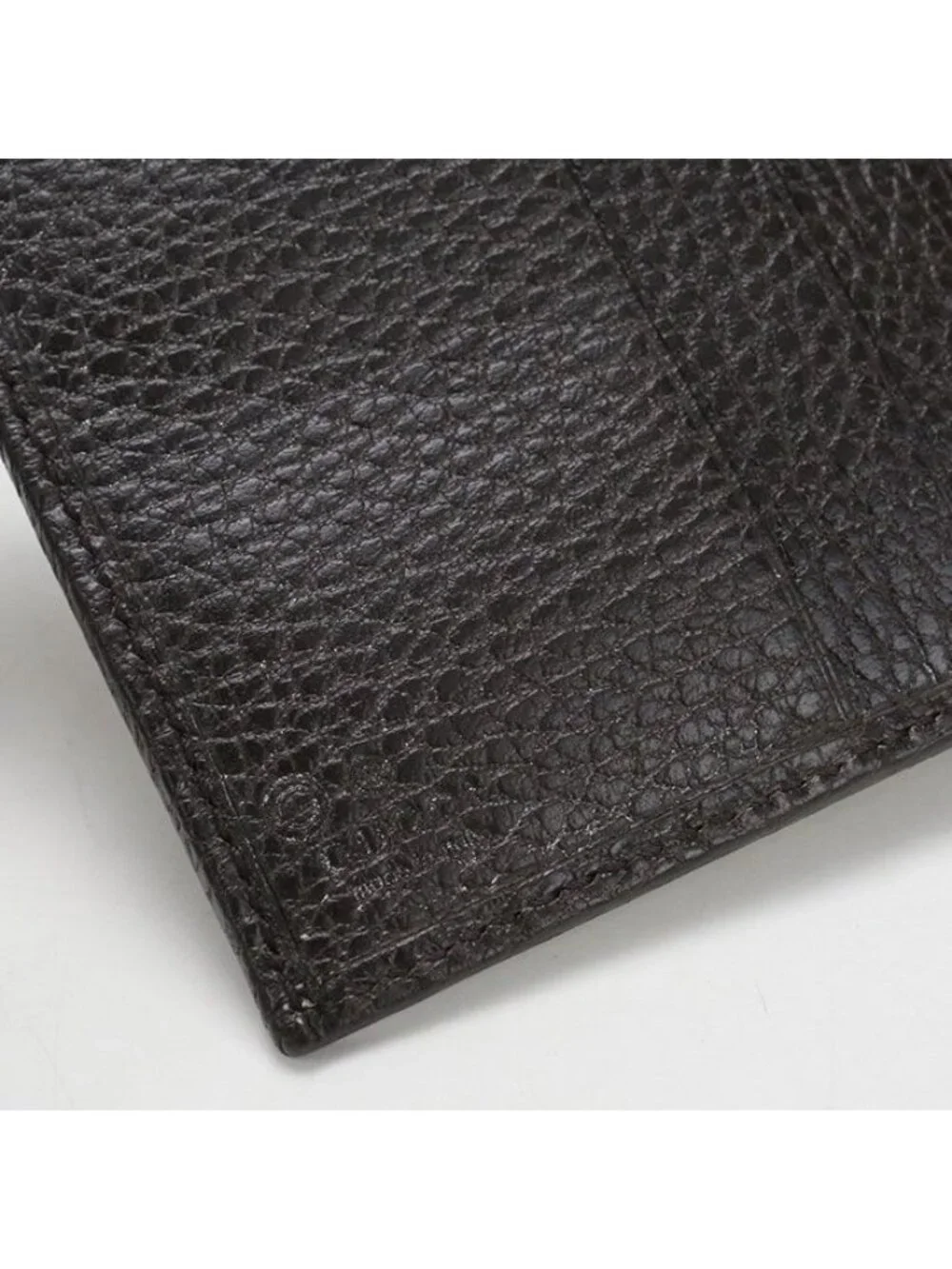 Gucci GG Canvas Bifold Wallet - Picture 8 of 8